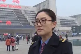 成渝高铁出月票啦！成都⇋重庆只需1小时 旅客：实惠实用便利图片