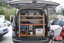 福州七旬夫妻改“房车”自驾万里进藏图片