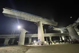“乾坤大挪移”，常益长铁路两处转体梁实现成功转体图片