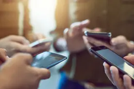 APP索权仍任性：不授权，别用我！爱咋咋地图片