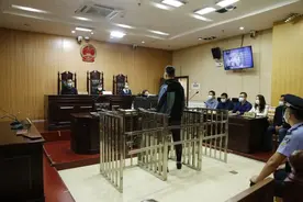 漂亮小姑娘向多位小伙提出裸聊？！结局万万想不到图片