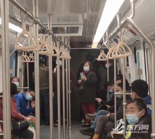 上海地铁迎来两张“新面孔”！运营首日，这一刻令人“泪目”