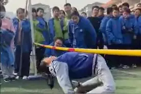 打败全校女生！启航中学初一男生夺得“柔韧之王”称号图片