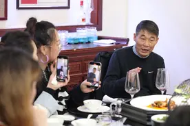 流口水！顶级川菜“松云宴”有32菜品，川菜大师怎么评？图片