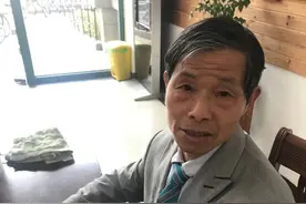 杭州网红宿管大叔去井冈山支教｜同学送别：可能他就是我想成为的人吧图片
