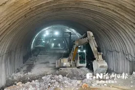福州城区最长体量最大隧道全线贯通图片