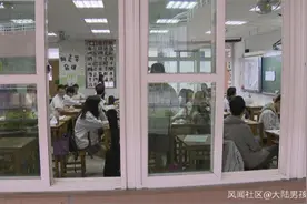 台湾高中要不要改9点半开始上课？岛内网民发起连署与反制连署图片