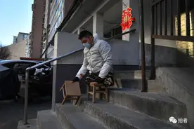 失去双腿后成为健身教练：他用双手撑起明天图片
