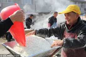 浙江台州：年糕飘香迎新年图片
