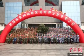 长沙航院向部队输送逾六千名专业技术士官 居全国高职院校之首图片