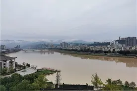 诗在巴山蜀水中图片