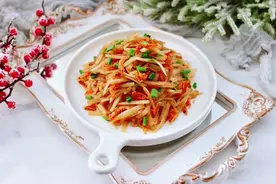 #一起加油，我要做A+健康宝贝#虾酱萝卜丝虾皮小炒图片