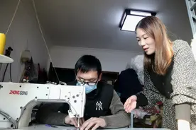 揭秘95后淘宝寿衣女模特：曾深夜给人送寿衣，想做个对社会有价值的人图片