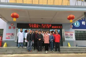 医身又医心，平安村医三年走万里为群众护未来图片