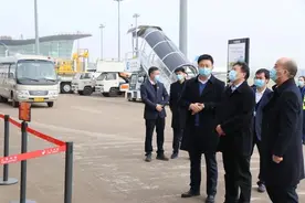 浙江省机场集团总经理郑向平调研义乌机场图片