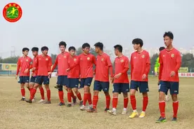 赛场交锋 精彩绝伦—2019-2020全国青少年校园足球联赛（高中男子组总决赛）第六轮比赛战报图片