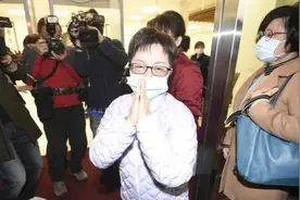 判7年6月 马英九办公室前主任入狱前痛哭喊冤图片