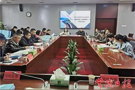 武陵大桥匝道改造在即 常德市为树木搬家开听证论证会图片