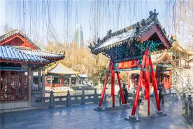 山东好景｜雪霁，漫步趵突泉图片