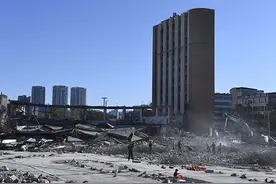 原玉溪中心客运站拆除图片