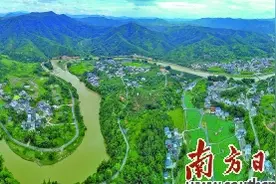 聚力攻坚结硕果 砥砺前行奔小康图片