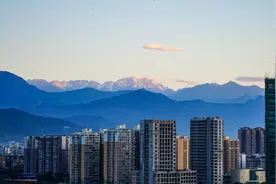哪个月在成都遥望雪山概率最大？这份2020年最新统计数据告诉你图片