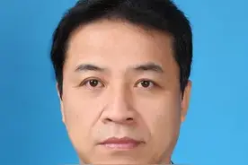 吉大二院新一届党委书记和院长履新图片