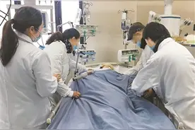 16年前，父亲肾移植得以重生 16年后，女儿捐器官替父报恩图片
