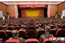 “中国武警十大忠诚卫士”孙江涛载誉返湘图片