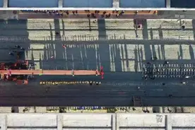 川藏铁路上传来喜讯图片