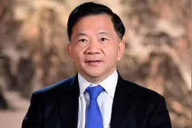 中国中央广播电视总台台长向海外受众发表新年致辞视频封面