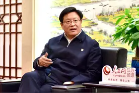 泰州三地新任“一把手”到岗履职，叶冬华主政医药高新区和高港区，方捷任兴化市委书记图片