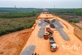 国道207线雷州邦塘至白沙段改线工程加快推进图片