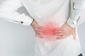 缓解腰部酸痛的拉伸方法视频封面