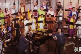 “神曲制造机”彩虹合唱团，又穿着睡衣拖鞋“躺赢”了图片