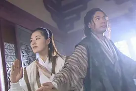 天下：小混混打闹赌场，与老板娘得打戏看了不下十遍，太过瘾了视频封面