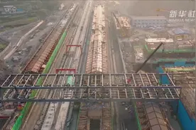 扶贫高铁“张吉怀铁路”建设稳步推进视频封面