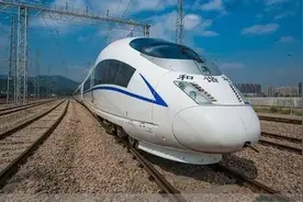 没有轮子、会飞的火车——磁悬浮列车图片