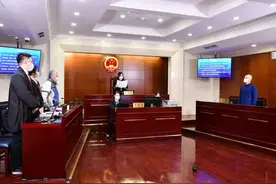 《民法典》北京首案：打羽毛球伤到眼后索赔球友，法院为何以“自甘冒险”规则驳回图片