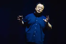 罗永浩：做直播后每天能睡七八个小时，在锤科时不敢想丨人物图片