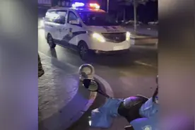 外卖员与保安冲突后死亡，妻子：保安公司送来2万元，不愿要视频封面
