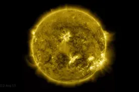 NASA科学家怀疑日震起源可能潜伏在太阳表面之下图片