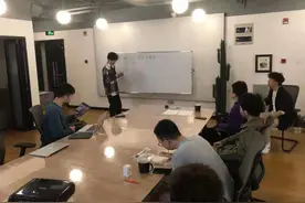 疫情下的留学生：没有校园，就自己创造一个图片