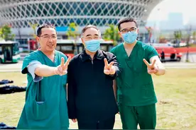 清风传家｜张伯礼：抗疫父子兵图片