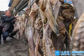 每一口都是家乡味！听听威海渔民和“回水鱼干”的故事图片
