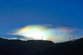 还在回味泸沽湖七色彩云 四川西昌的彩云也美翻了图片