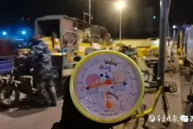 “速冻天”济南70岁大爷坚持放风筝！东北来的代驾大哥说：要冻哭了图片