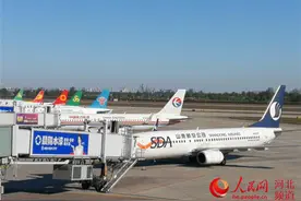 受疫情影响，石家庄机场7日超八成航班取消图片