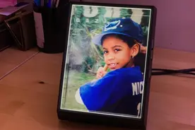 外媒：Looking Glass用全息成像技术将普通照片打造为3D照片图片