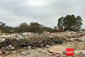 海口这里被倾倒大量建筑垃圾 部门调查：已责令整改图片